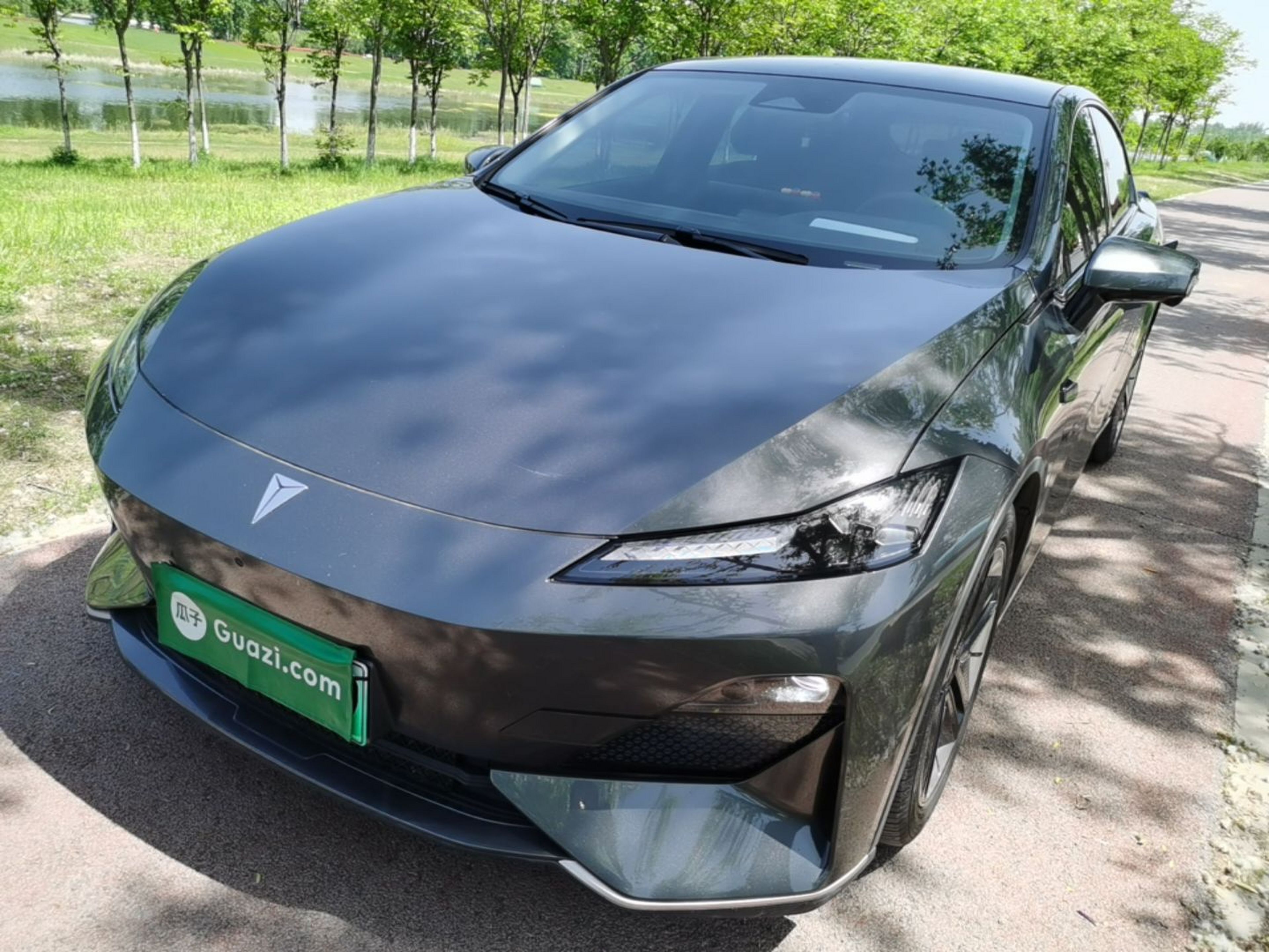 Parte inferior delantera