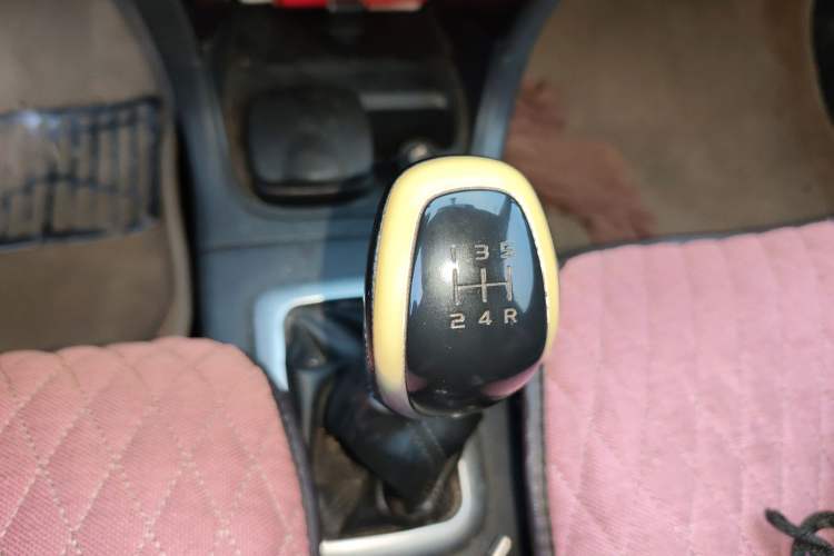 Used Suzuki Liana A6 2014 Hatchback 1.4L Manual Ideal Model Gear Lever