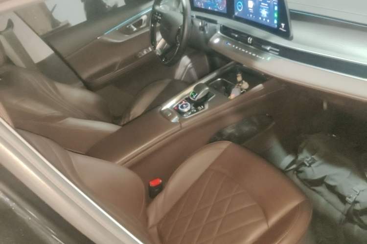 Used Chery Tiggo 8 PRO 2022 390T Two-Wheel Drive Vast Edition 5 Seats
