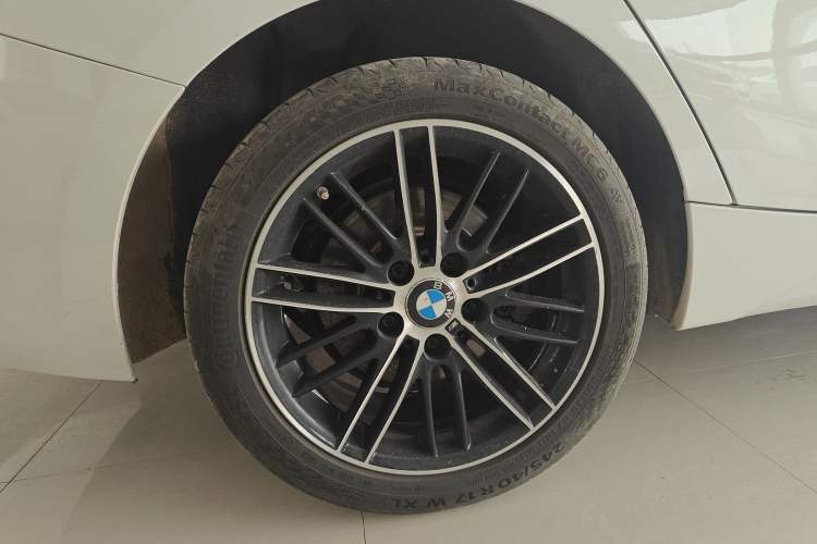 Used BMW 1 Series 2018 120i M Sport Package Right Rear Wheel Hub
