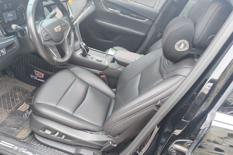 Used Cadillac XT5 2021 28T Luxury Model
