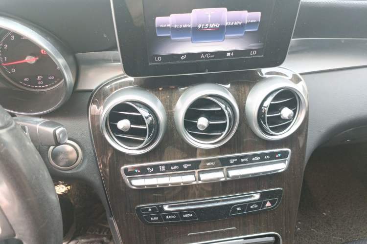 Used Mercedes-Benz GLC 2017 GLC 260 4MATIC Dynamic Edition