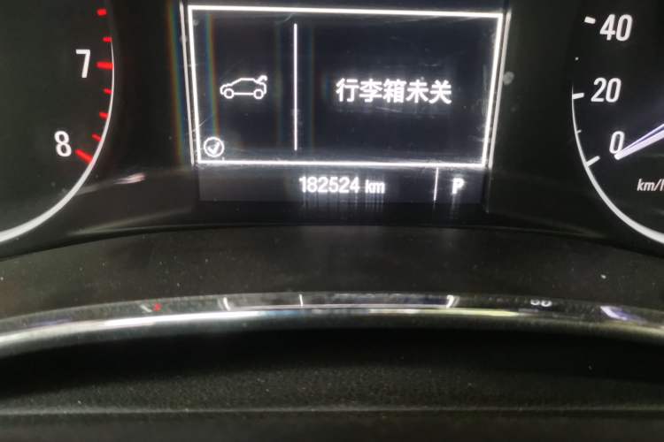 Used Buick Encore 2018 18T Automatic Two-Wheel Drive Urban Elite Model
