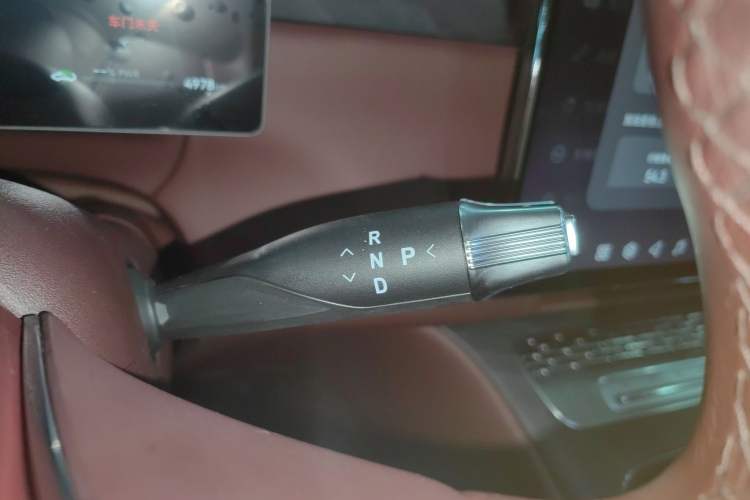 Used VOYAH Titan 2026 Model Max+ Gear Lever