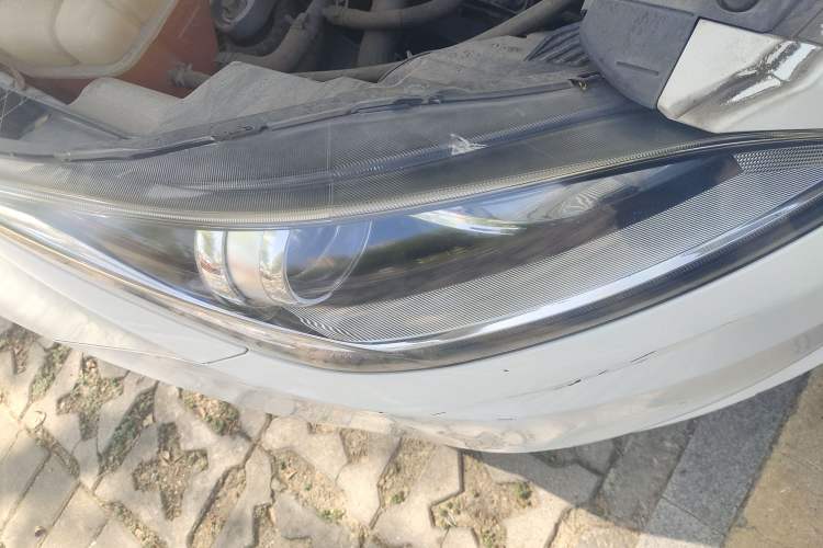 Used CHANGAN Eado New Energy 2018 1.0T PHEV Navigation Model Right Front Headlight