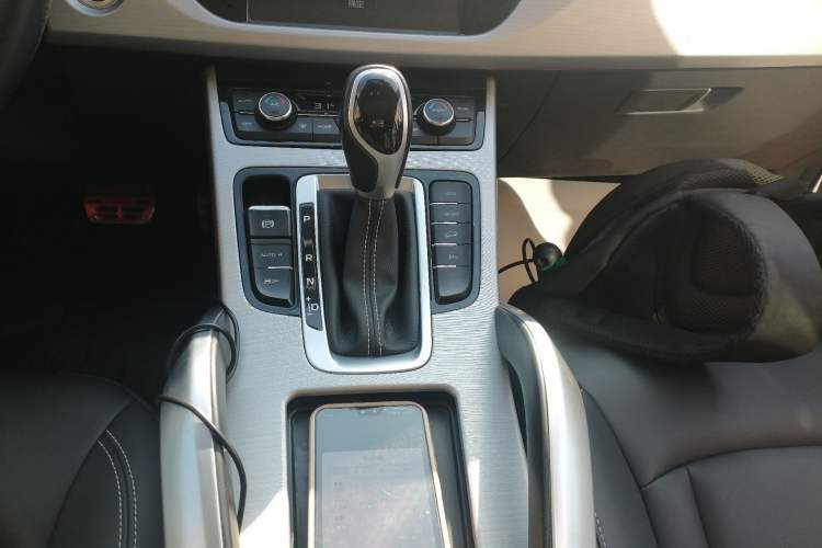 Used Geely Auto Emgrand X7 Sport 2016 1.8TD Automatic Smart Connectivity Version
