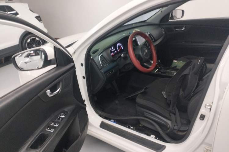 Used Kia K4 2014 1.8L Automatic GL Driver Seat