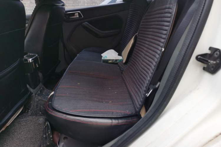 Used Ford Focus 2013 Hatchback Classic 1.8L Manual Base Model
