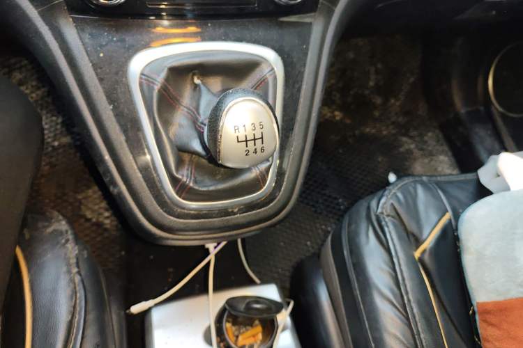 Used Haval H6 2013 Upgraded Model 1.5T Manual Two-Wheel Drive Elite Version