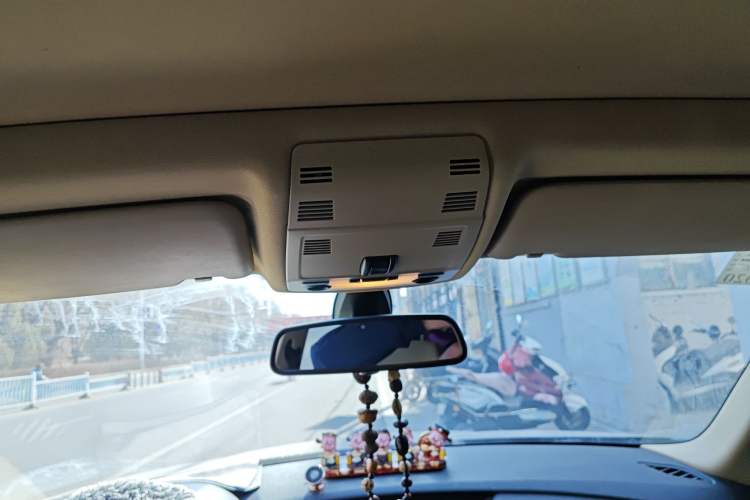 Used BMW X1 2012 sDrive18i Luxury Edition
