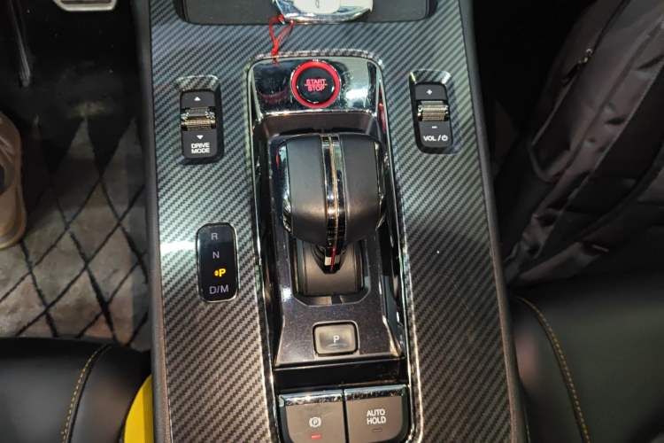 Used GAC Trumpchi EMPOW 2021 270T DCT J16 Version Gear Lever