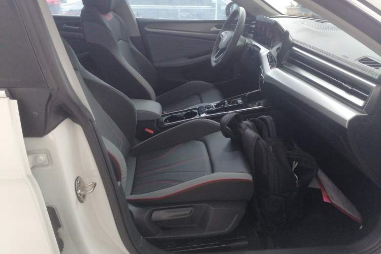 Used Volkswagen Lamando 2024 Lavida L 280TSI DSG Cool & Spicy Edition