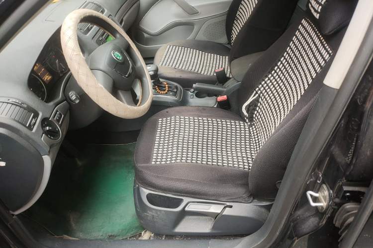 Used Skoda Octavia 2012 1.6L Automatic Yijie Edition Left Front Seat