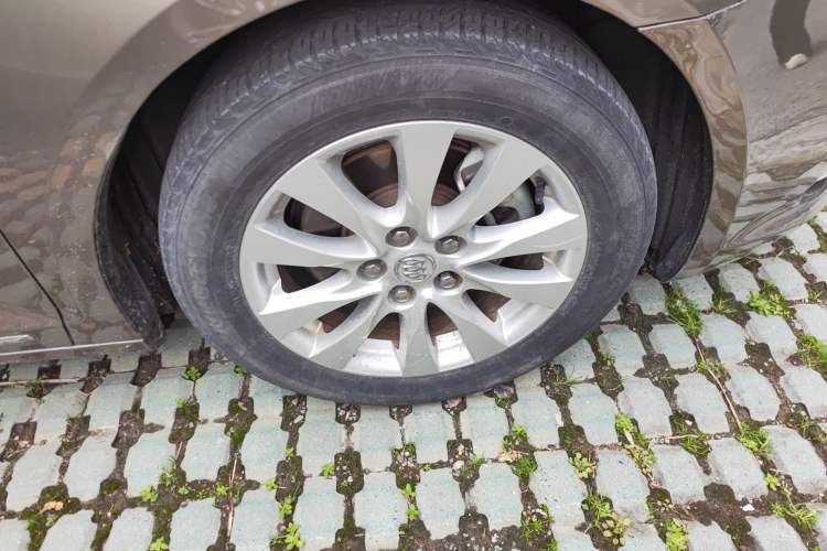 Used Buick LaCrosse 2013 2.4L SIDI Elite Comfort Version