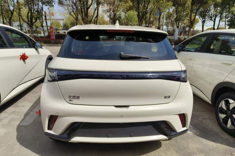 Used BYD Dolphin 2025 420km Free Edition
