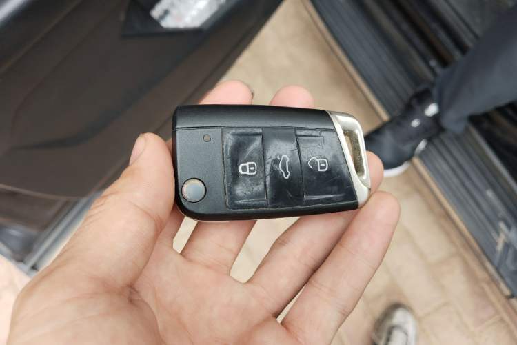 Used Volkswagen Teramont 2019 330TSI Two-Wheel-Drive Luxury Edition China V Standard
