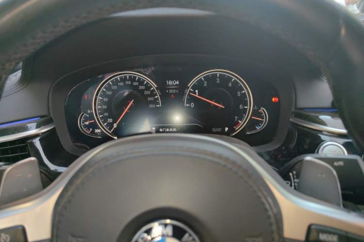 Used BMW 5 Series 2018 Restyled 530Li Luxury Edition M Sport Package
