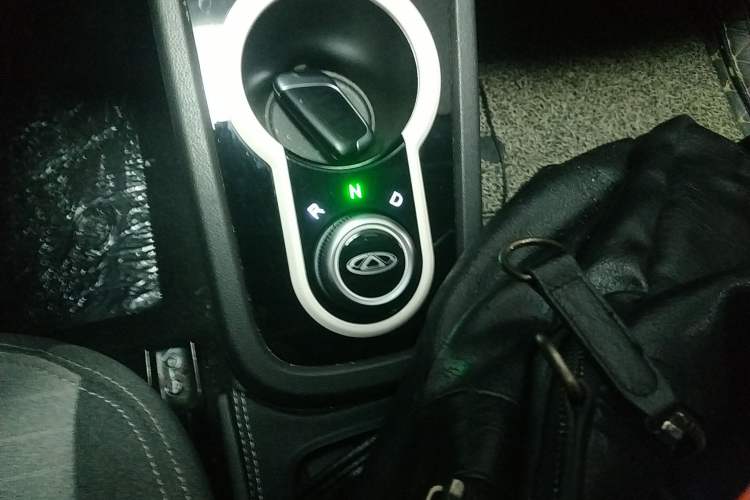 Used Chery New Energy Little Ant 2021 200 000-Yuan Ant Fan Edition Energetic Version NMC Lithium Battery 301 km