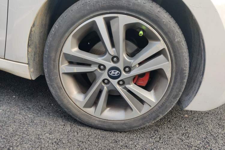 Used Hyundai Elantra (6th Generation / Lingdong) 2016 1.6L Automatic ZhiXuan – Elite Version