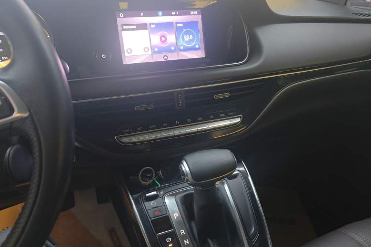 Used GAC Trumpchi M6 2019 270T DCT Luxury Edition (7-seater) China VI Audio And AC Panel