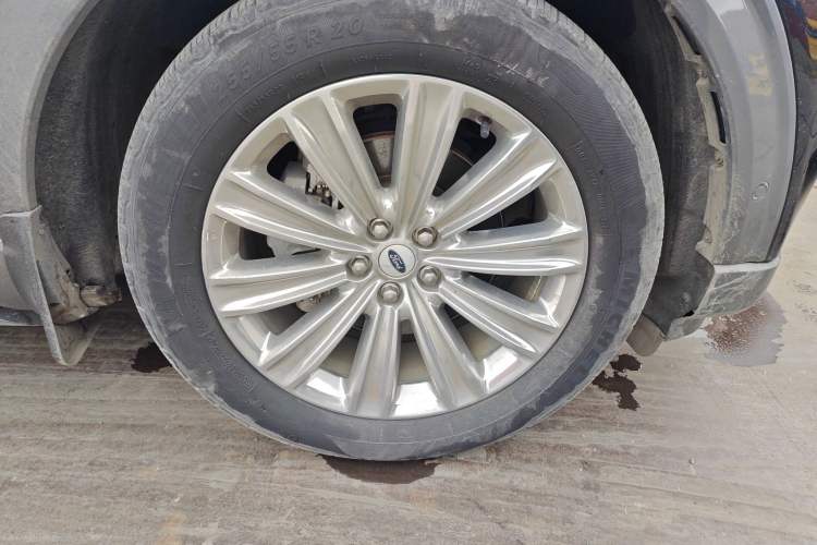 Used Ford Explorer 2020 EcoBoost 285 4x4 Titanium Edition 7-Seater
