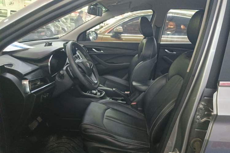 Used Baojun 360 2019 1.5L Automatic Elite Version China VI
