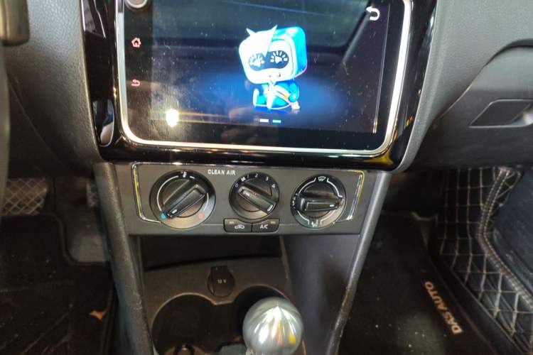 Used Volkswagen Polo 2018 1.5L Automatic Enjoyment Model
