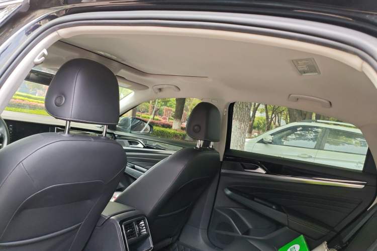 Used Volkswagen Passat 2022 280TSI Business Edition Headliner