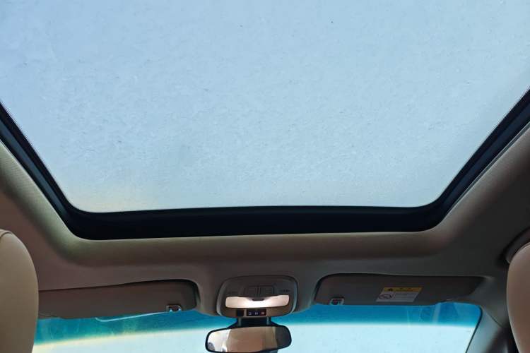 Used Buick GL6 2021 323T Mild Hybrid Connect Prestige Model
