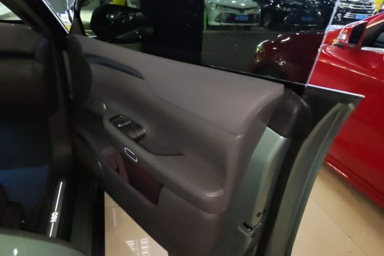 Used Nio ET7 2023 100kWh Signature Edition