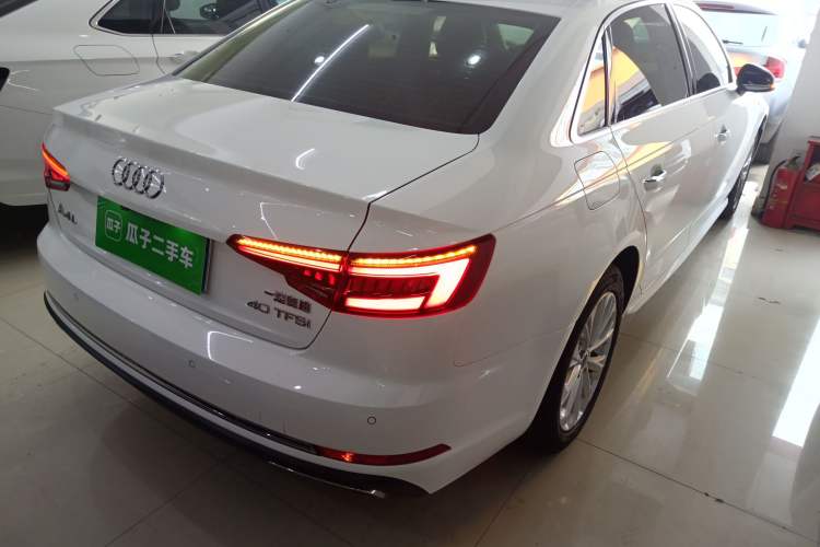 Used Audi A4L 2019 40 TFSI Ambition Version China V