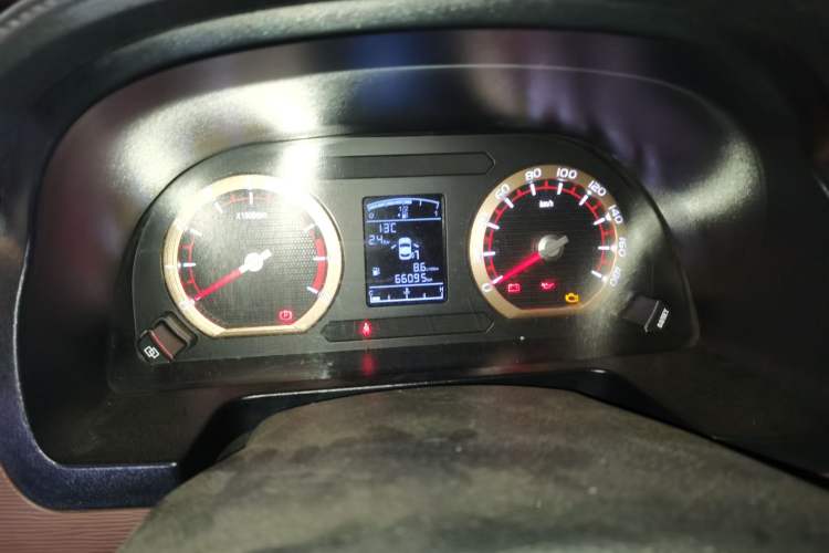 Used FORTHING Lingzhi 2019 M5L 1.6L 7-Seater Standard Model China VI