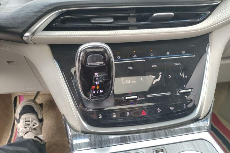 Used Buick GL8 2023 ES Lu Zun Comfort Model Gear Lever