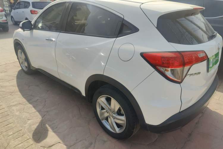 Used Honda Vezel 2020 1.5L CVT Elite Edition
