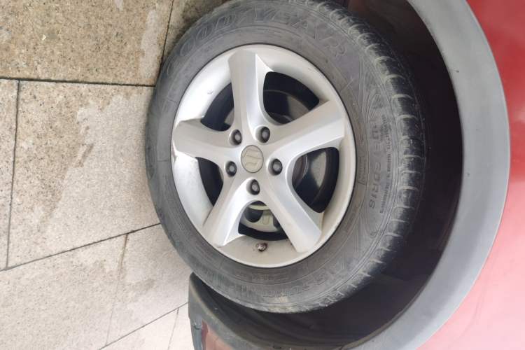 Used Suzuki SX4 2008 Hatchback 1.6L Automatic Urban Fashion Model Right Front Wheel Hub