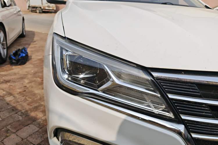 Used Roewe i5 2020 1.5L Manual 4G Connect Luxury Edition
