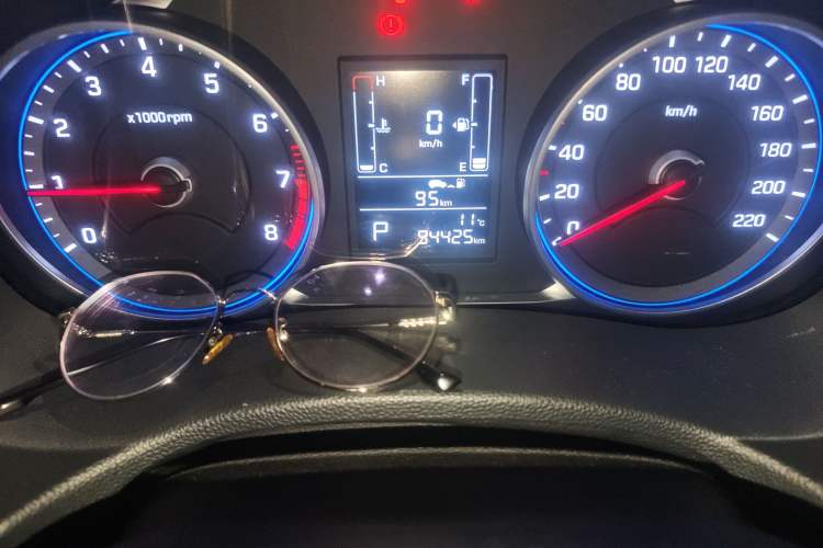 Used Hyundai ix25 2017 1.6L Automatic Smart Version
