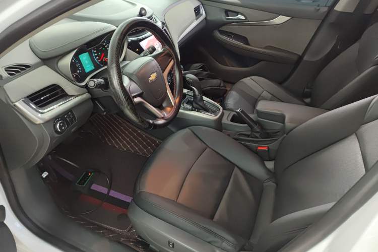 Used Chevrolet Malibu 2016 1.6T Automatic Comfort Edition Driver Seat