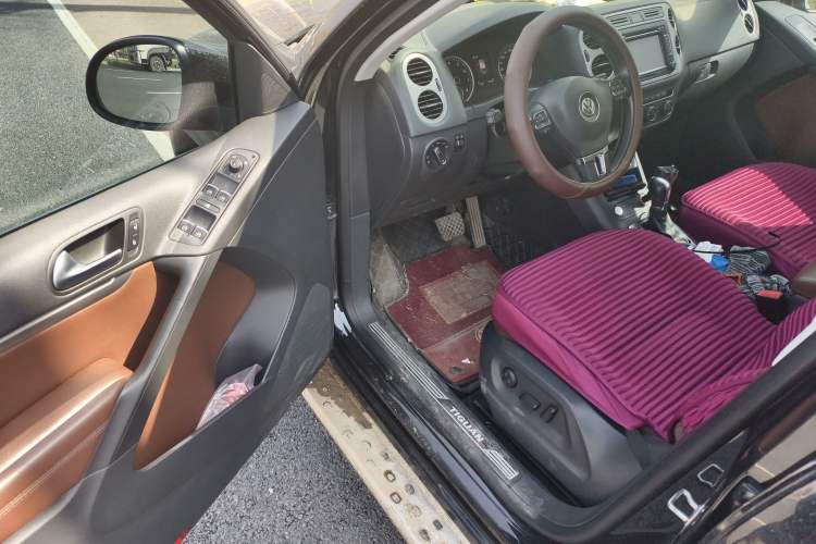 Used Volkswagen Tiguan 2015 1.8TSI Automatic All-Wheel-Drive Luxury Model Driver Seat