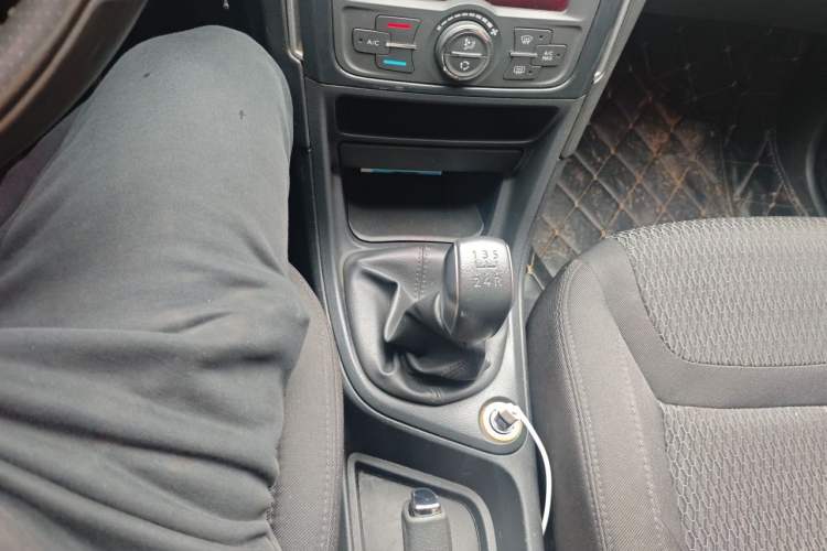 Used Peugeot 308 2014 Enjoy Edition Classic 1.6L Manual Fashion Model