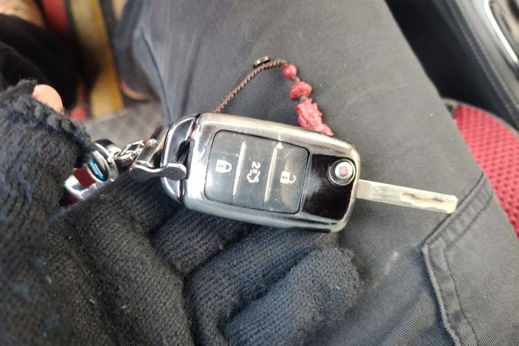 Used CHANGAN OSHAN A800 2019 1.6L Manual Comfort Model China V Standard
