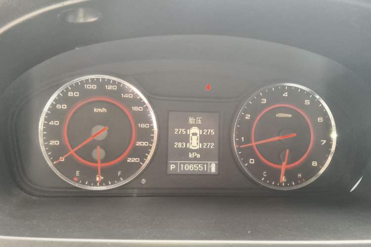 Used SAIC MAXUS G10 2016 2.0T Automatic Luxury Executive Edition Instrument Cluster