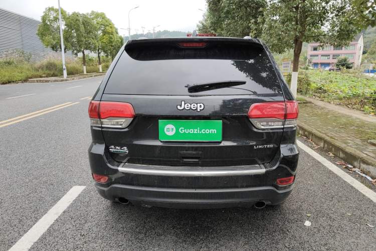 Used Jeep Grand Cherokee 2015 3.0TD Diesel Comfort Navigation Edition
