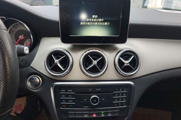 Used Mercedes-Benz GLA 2016 GLA 200 Fashion Model
