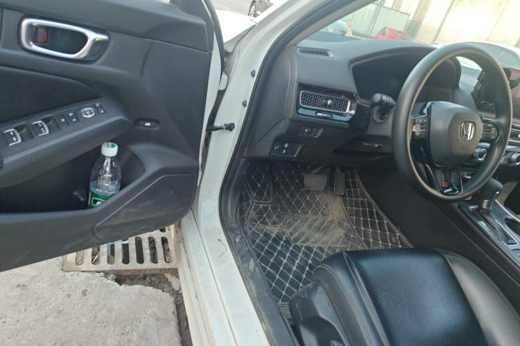 Used Honda Civic 2022 240TURBO CVT Dynamic Edition
