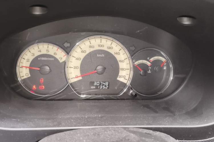 Used Wuling Hongguang 2014 1.5L S Comfort Model
