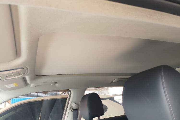 Used Kia Sportage R 2019 2.0L Automatic Smart Luxury Edition Headliner