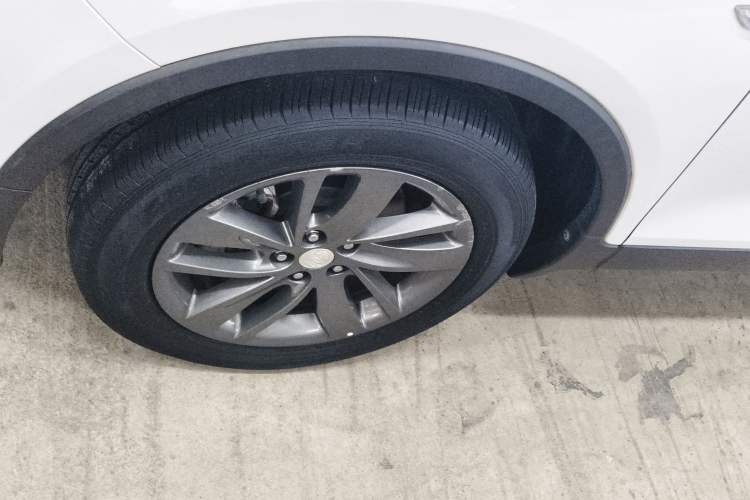 Used Buick Encore 2018 18T Automatic Two-Wheel Drive Urban Leading Model Left Front Wheel Hub