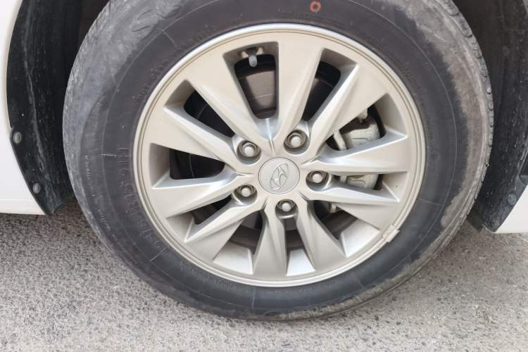 Used Hyundai Celesta 2018 1.6L Automatic GL Enjoyment Edition China VI compliant
