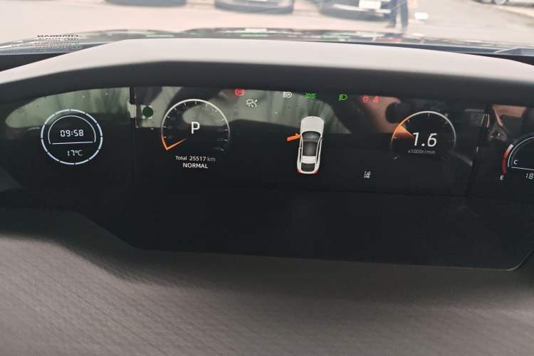 Used Changan UNI-V 2024 1.5T Prestige Edition
